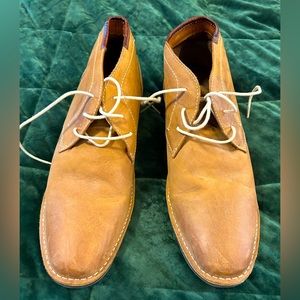 Steve Madden sz 13 tandesert boots. Brown leather. Good condition.